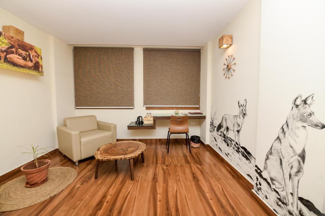 Safari Quest Hotel Májszúr Kültér fotó